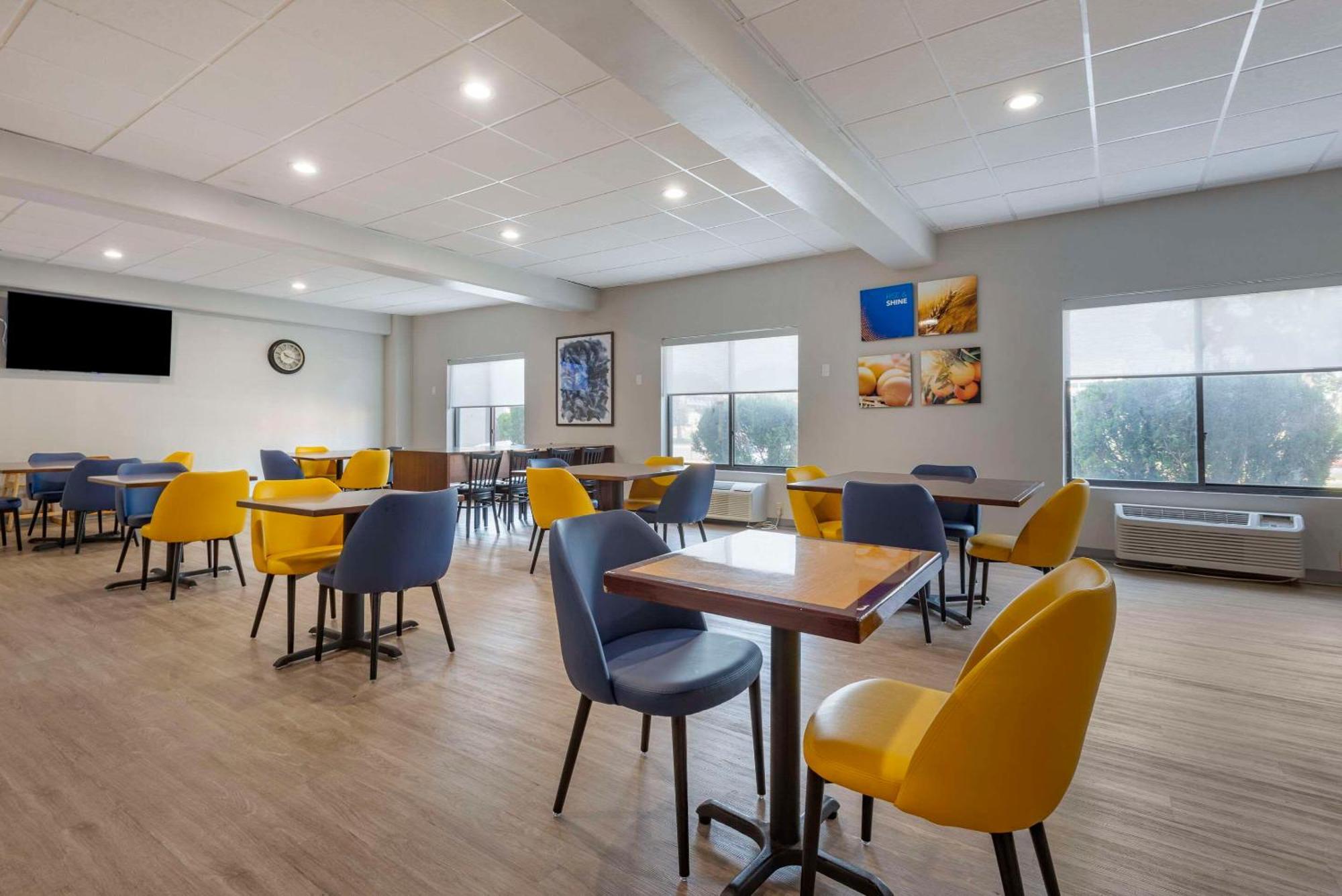 Comfort Inn Philadelphia International Airport West Chester Extérieur photo